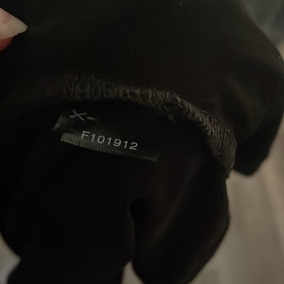 😍 Cutest Short Sleeve ASOS Black Top - Picture 5 of 5